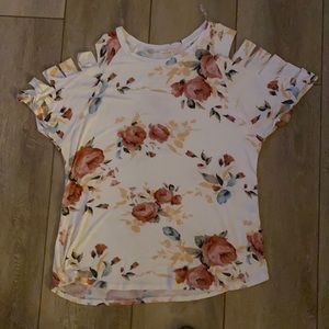 Trendy floral t shirt